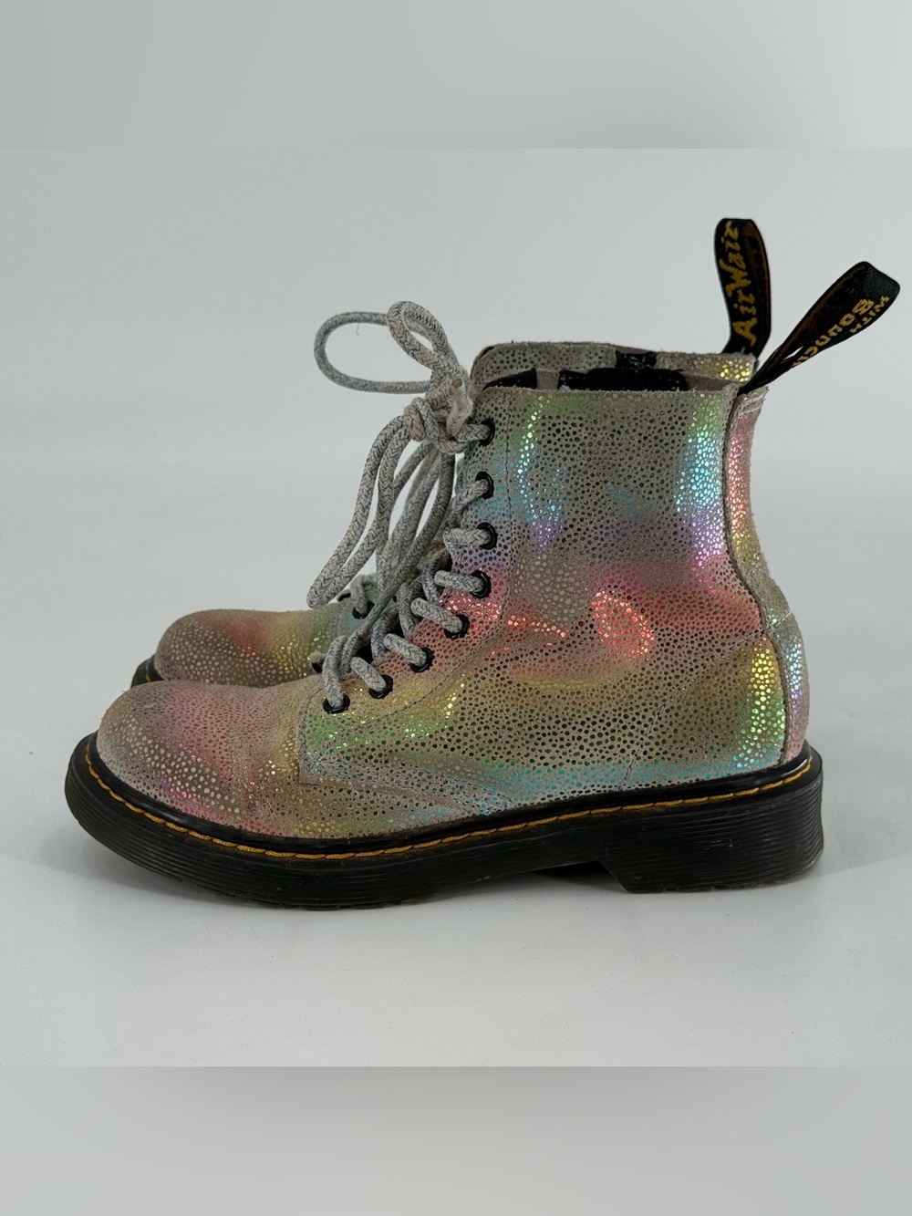 Dr. Martens 1460 Pascal J‎ Metallic Rainbow Girls 1